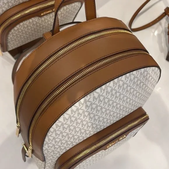 Michael Kors Jaycee Large Zip Pocket Backpack Vanilla - Picture 9 of 16